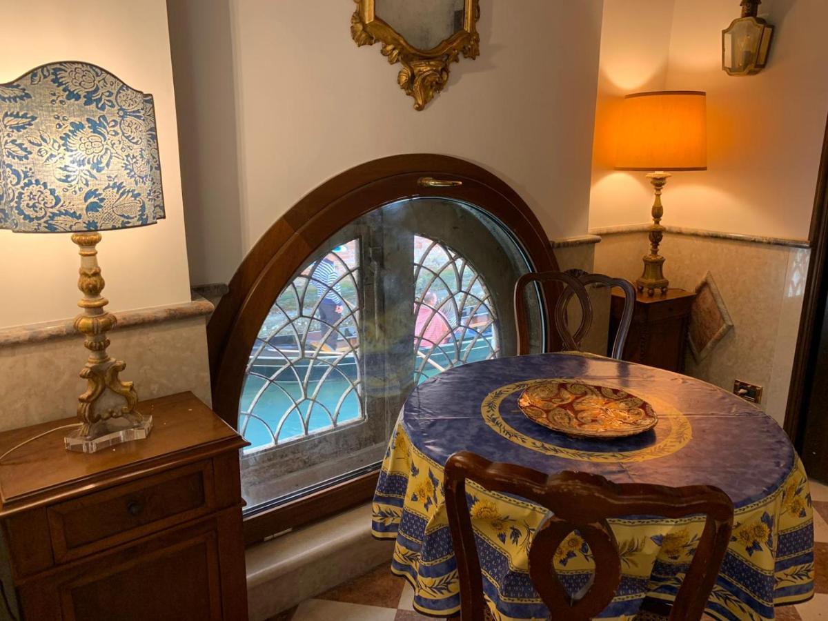 Luxury In San Marco With Canal View Lejlighed Venedig