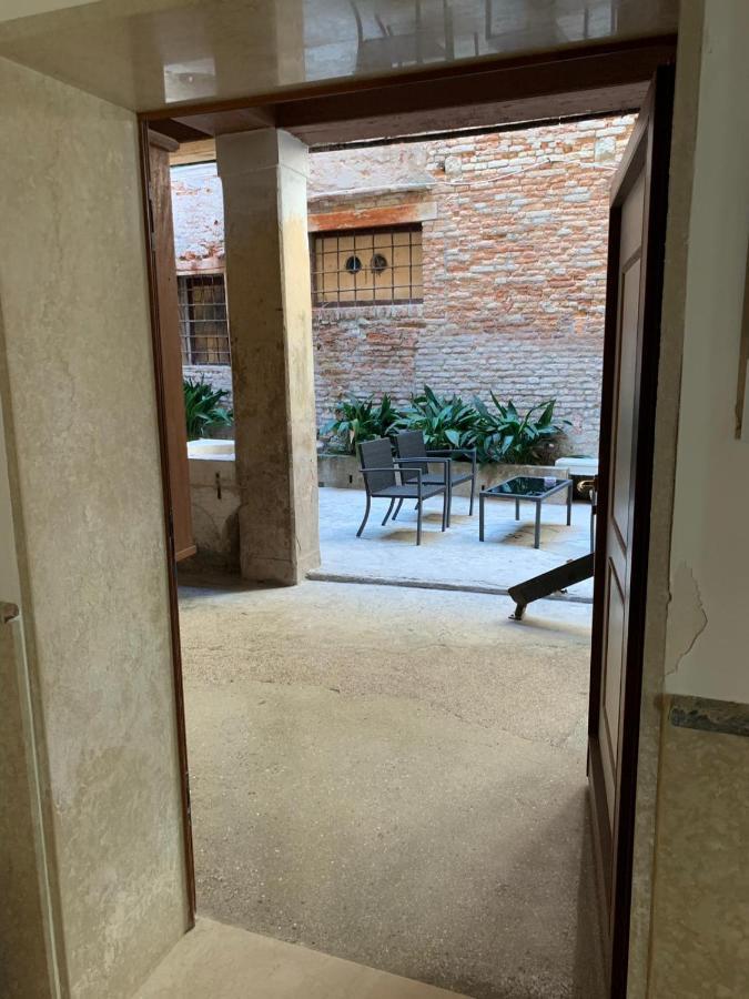 Lejlighed Luxury In San Marco With Canal View